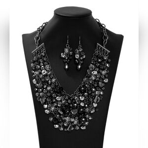 Chic Black Crystal Necklace and Earring Set